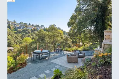 5900 Marden Ln, Oakland, CA 94611 - Photo 46