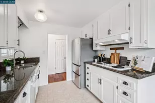 3185 Claudia Dr, Concord, CA 94519 - Photo 12