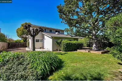 414 Peppertree Rd, Walnut Creek, CA 94598 - Photo 32