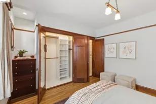 360 Alcatraz Ave, Oakland, CA 94618 - Photo 28