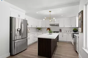 3208 Touriga Dr, Pleasanton, CA 94566 - Photo 6