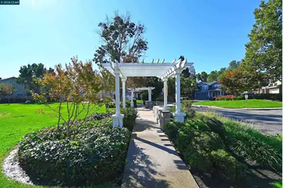 34 Elmwood Dr, San Ramon, CA 94583 - Photo 12