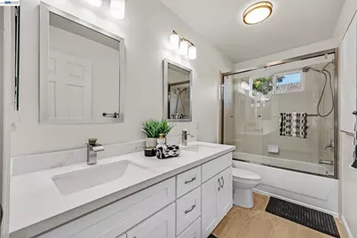 5130 Bianco Ct, Pleasanton, CA 94588 - Photo 14