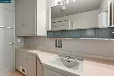 22 Irving Ln, Orinda, CA 94563 - Photo 18