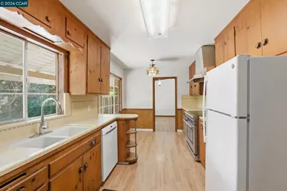 22 Irving Ln, Orinda, CA 94563 - Photo 10