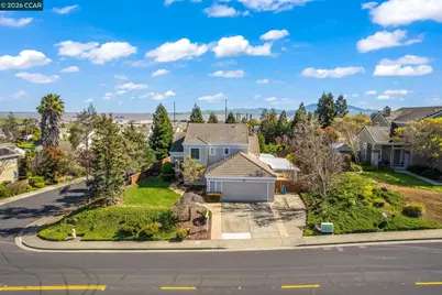 154 Panorama Dr, Benicia, CA 94510 - Photo 42