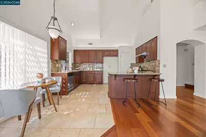 154 Panorama Dr, Benicia, CA 94510 - Photo 16