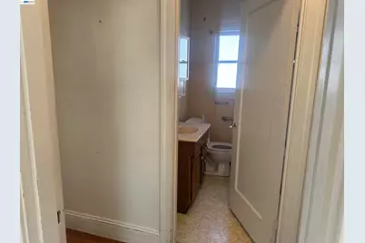 2533 Harrington Ave, Oakland, CA 94601 - Photo 40