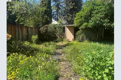 2533 Harrington Ave, Oakland, CA 94601 - Photo 28