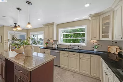 43583 Southerland Way, Fremont, CA 94539 - Photo 22