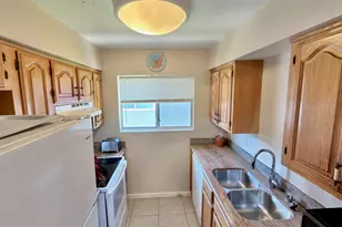 1360 Del Rio Ct, Concord, CA 94518 - Photo 10