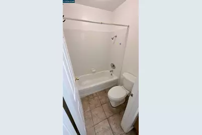 1360 Del Rio Ct #4, Concord, CA 94518 - Photo 16