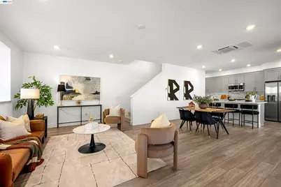 5767 Iron Horse Pkwy #D, Dublin, CA 94568 - Photo 8