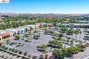 5767 Iron Horse Pkwy, Dublin, CA 94568 - Photo 60