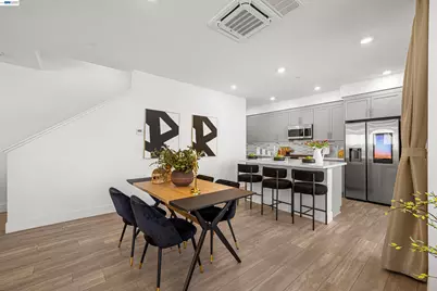 5767 Iron Horse Pkwy #D, Dublin, CA 94568 - Photo 10