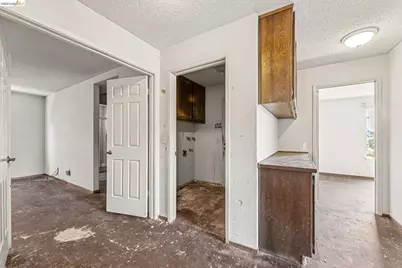 804 Crocus Drive, San Leandro, CA 94578 - Photo 22