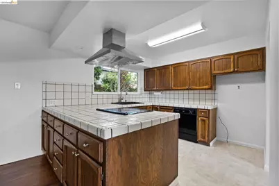 1509 Lassen Court, Vallejo, CA 94591 - Photo 22