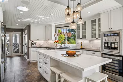 682 Jennie Ct, Lafayette, CA 94549 - Photo 4