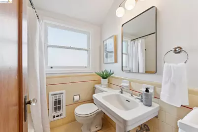 636 38th St, Richmond, CA 94805 - Photo 30