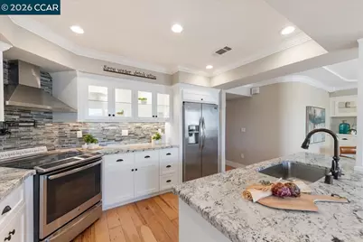 2501 Pine Knoll Dr #8, Walnut Creek, CA 94595 - Photo 1