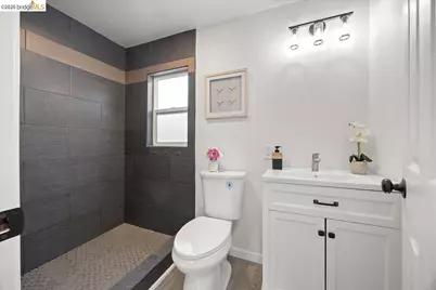 1261 61st St, Emeryville, CA 94608 - Photo 12