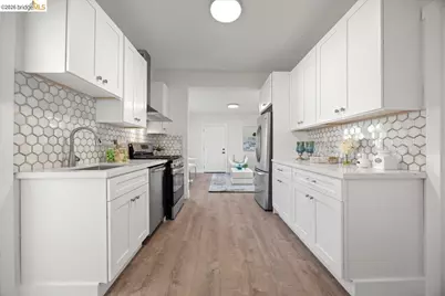 1261 61st St, Emeryville, CA 94608 - Photo 22