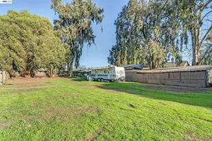 1177 Thiel Rd, Hayward, CA 94544 - Photo 44