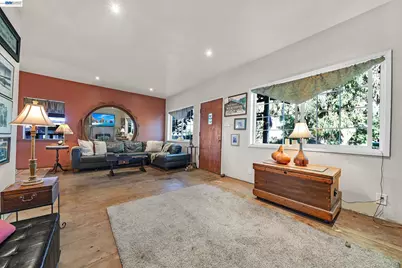 1177 Thiel Rd, Hayward, CA 94544 - Photo 30