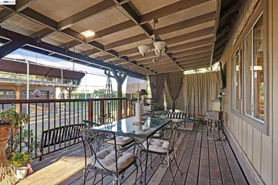 1177 Thiel Rd, Hayward, CA 94544 - Photo 18