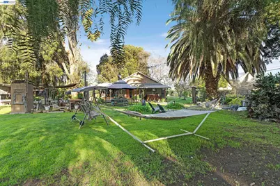 1177 Thiel Rd, Hayward, CA 94544 - Photo 46