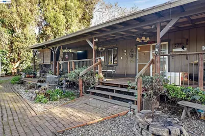 1177 Thiel Rd, Hayward, CA 94544 - Photo 16