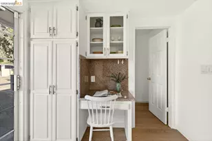 10565 Englewood Dr, Oakland, CA 94605 - Photo 18