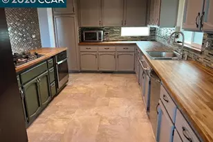 5535 Merritt Dr, Concord, CA 94521 - Photo 10