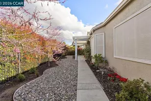 2041 Kent Dr, Brentwood, CA 94513 - Photo 12