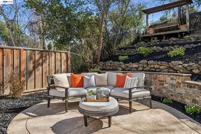 1039 Hopkins Way, Pleasanton, CA 94566 - Photo 54
