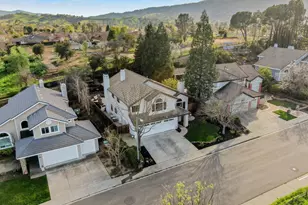 1039 Hopkins Way, Pleasanton, CA 94566 - Photo 2