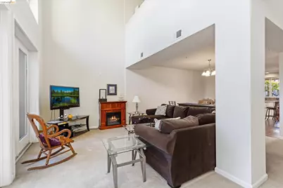 88 6th St #215, Pittsburg, CA 94565 - Photo 6