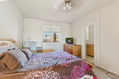 88 6th St #215, Pittsburg, CA 94565 - Photo 22