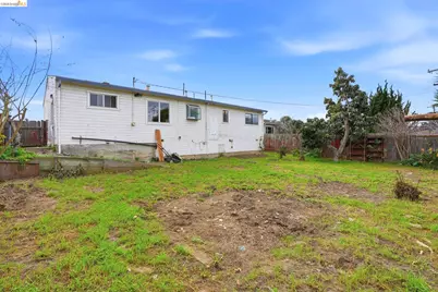83 Beverly Dr, Salinas, CA 93905 - Photo 22