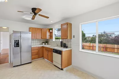 83 Beverly Dr, Salinas, CA 93905 - Photo 12