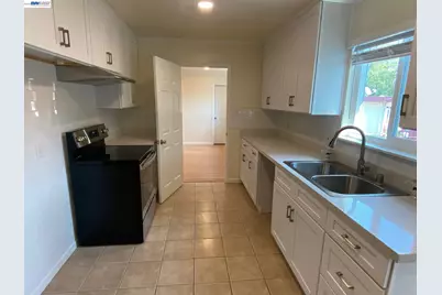 820 Island Dr, Alameda, CA 94502 - Photo 42