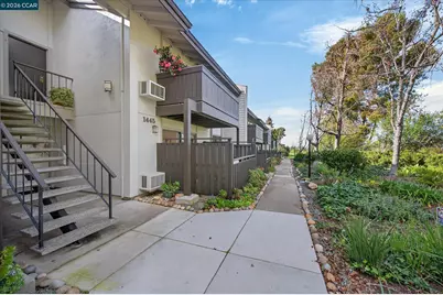 1445 Marchbanks Dr #2, Walnut Creek, CA 94598 - Photo 8