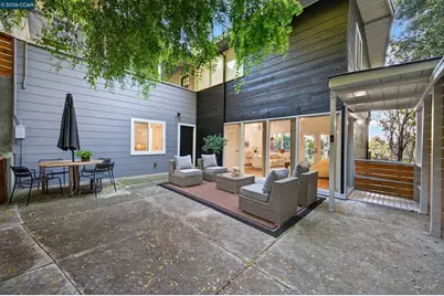 230 Fairlawn Dr, Berkeley, CA 94708 - Photo 32