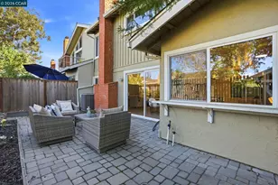 208 Siskiyou Ct, Walnut Creek, CA 94598 - Photo 44