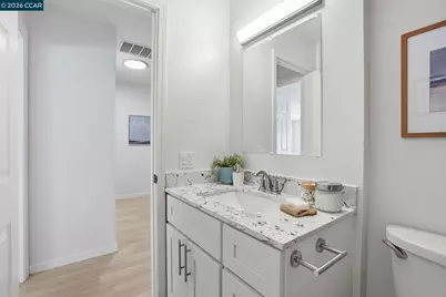 208 Siskiyou Ct, Walnut Creek, CA 94598 - Photo 32