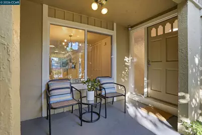 208 Siskiyou Ct, Walnut Creek, CA 94598 - Photo 10