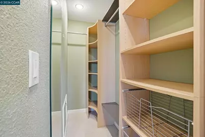 208 Siskiyou Ct, Walnut Creek, CA 94598 - Photo 38