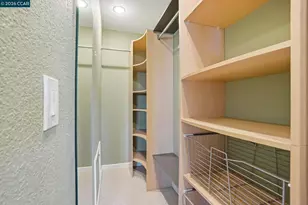 208 Siskiyou Ct, Walnut Creek, CA 94598 - Photo 38