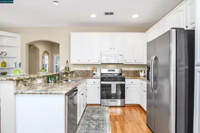 452 Stephens Dr, Brentwood, CA 94513 - Photo 8