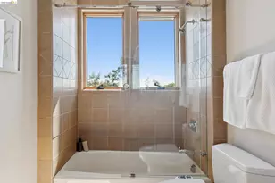 7101 Marlborough Terrace, Berkeley, CA 94705 - Photo 30